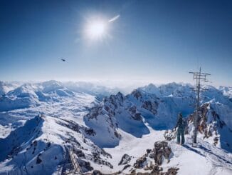 À la Découverte des Alpes: Entre Sentiers de Randonnée et Pistes de Ski