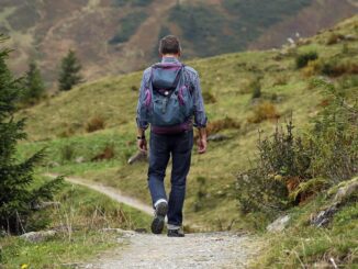 Surfréquentation en montagne : préserver la nature tout en profitant pleinement de ses randonnées 🥾🌿