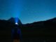 Randonner la nuit : mon guide concret pour une première sortie sous les étoiles sans stress